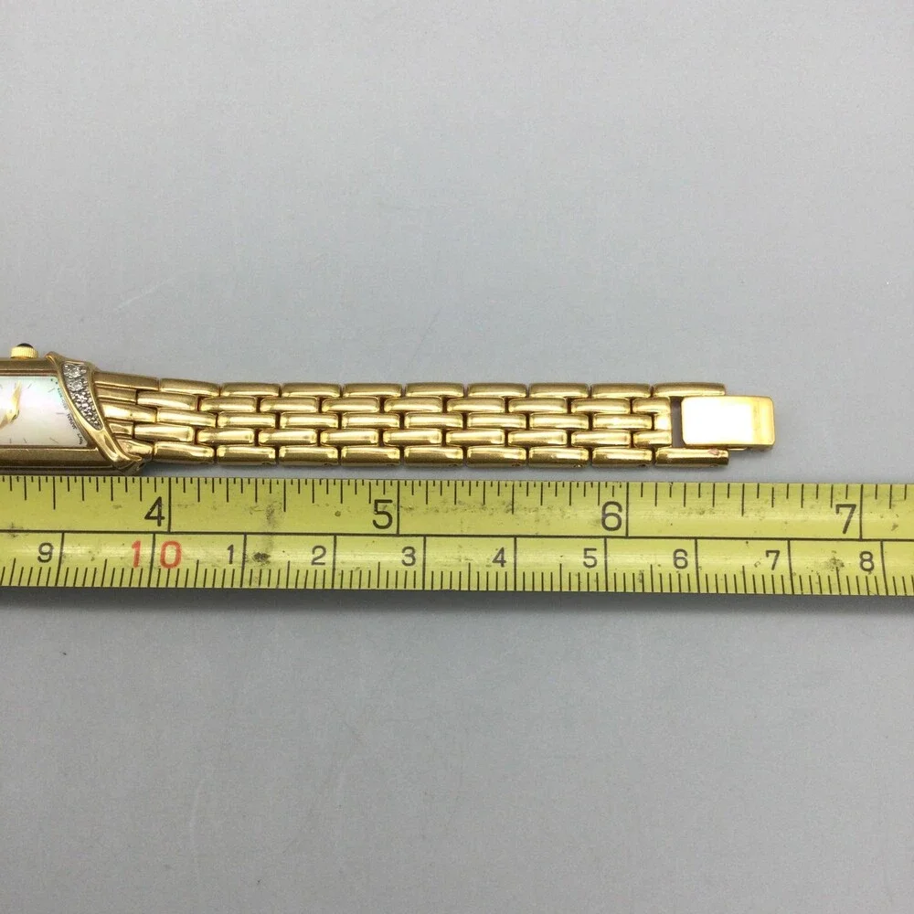 Seiko 22E20-7399 Womens Watch 14mm MOP Gold Tone Diamond New Battery 6.5